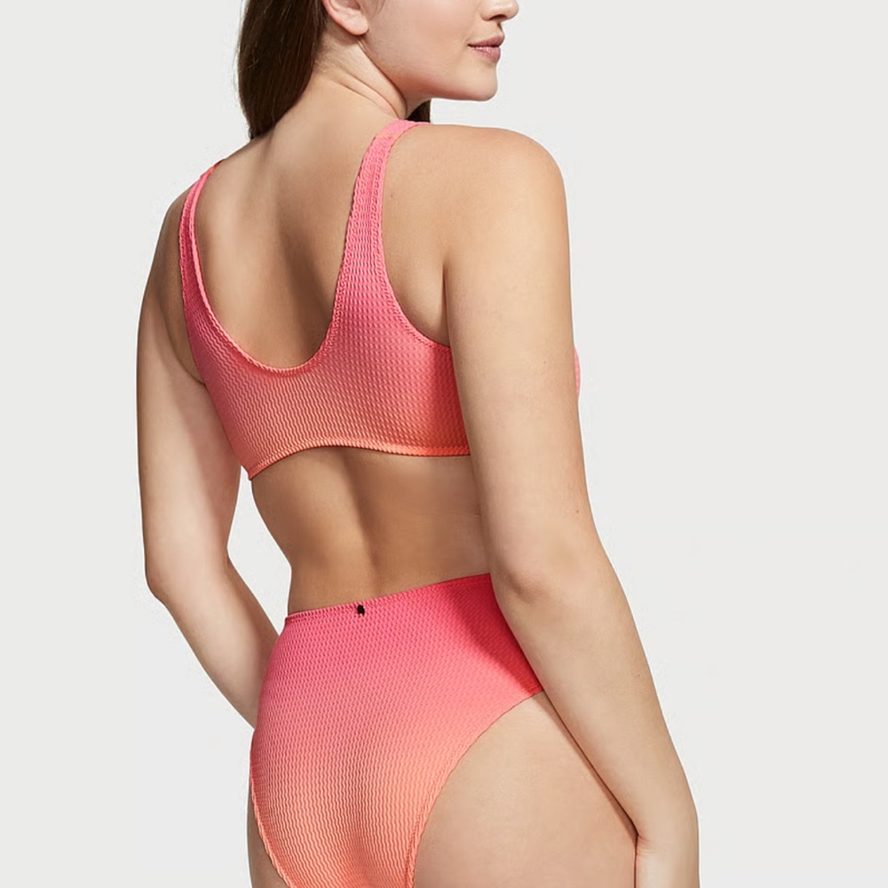 NWT Victoria's Secret 2 pc Bikini The Wave Swim Top & Bottom S-M New with Tags - Picture 2 of 7